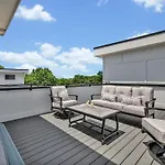 Alto-private Rooftop Deck-8 Mins To Broadway