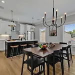 Holiday home Tenor - Private Rooftop - 8 Mins To Broadway Nashville