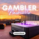 Hot Tub Poker Pool Table & Rooftop Mls View Holiday home *