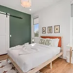 Gallatin Retreat-private Balcony-in East Holiday home Nashville