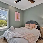 Resonant - 2 Townhomes - 2 Private Rooftop Decks *