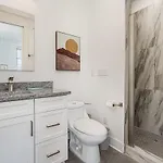 Gallatin Retreat-private Balcony-in East Nashville