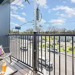 Gallatin Retreat-private Balcony-in East Nashville