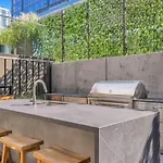 Holiday home Hyve - Tropical Penthouse - Pool & Gym Nashville