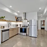 Enchant - Stunning Views - Modern Luxe