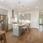 Hurst House - 4 Stylish Homes - Mins To Germantown *