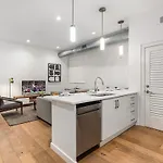 Holiday home The Saddlery-frequency-2 Units-walk 2 Broadway *