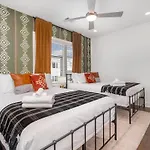 Urban Spur-3 Bedroom Townhome-6 Min Nissan Stadium