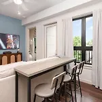 Harmony Outpost-Pool & Gym-4 Mins To Broadway