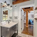 Lowkey - Pool & Gym - Mins To Broadway Holiday home *