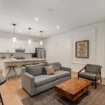 The Saddlery-frequency-2 Units-walk 2 Broadway Holiday home