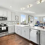 Skyline View-patio & Fire Pit-mins To Germantown Holiday home Nashville