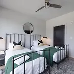 Gaia - Odyssey - 4 Units - Heart Of Midtown Holiday home *