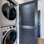 Gaia - Odyssey - 4 Units - Heart Of Midtown Holiday home *