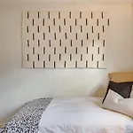 Rhythm - Walk To 12 South - Mins To Broadway Holiday home *