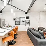 The Saddlery-playlist-2 Units-walk To Broadway * Nashville
