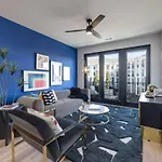 Twin Notes - Odyssey - 2 Units - Mins To Broadway Holiday home *