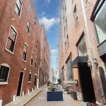 Jamloft - Printers Alley - Walk To Broadway