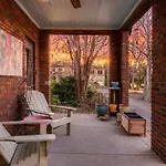 Rhythm - Walk To 12 South - Mins To Broadway Holiday home Nashville
