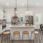 Hurst House - 4 Stylish Homes - Mins To Germantown