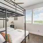 Holiday home Double Time - Ping-pong Table - Mins To Germantown Nashville