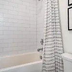 Riff & Rest - 2 Stylish Homes - Mins To Germantown