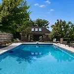 Copperline Ranch 60 Acre Estate Former Kenny Rogers Holiday home