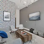 Holiday home West End Oasis'- 2 Side By Side Homes - Patios *