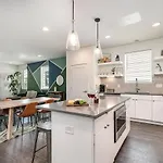 Hurst House - 4 Stylish Homes - Mins To Germantown Holiday home Nashville