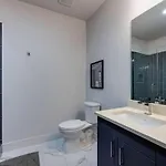 Symphony - Odyssey - Mins To Broadway - Pool & Gym * Nashville
