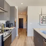 New Modern 2bdr In Walkable Midtown W Gym Pool Honkey-tonk By Avantstay Nashville