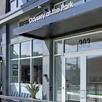 New Modern 2bdr In Walkable Midtown W Gym Pool Honkey-tonk By Avantstay Holiday home
