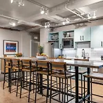 Honky Tonk 6 Bedroom By Maddox Apartment Nashville