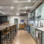 Apartment Honky Tonk 6 Bedroom By Maddox *