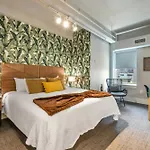 Honky Tonk 6 Bedroom By Maddox *