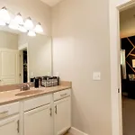 Apartment The Johnny Cash - Music Row District - Free Garage Parking - King Bed