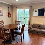 Walk To Broadway! 2Br2Bath Condo, Sleeps 6, Pool