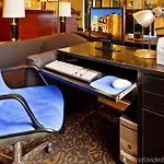 Express & Nashville-i-40 & I-24 Hotel Nashville