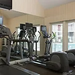 Hotel By Marriott Airport