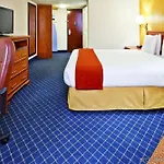 Express & Nashville-i-40 & I-24 Hotel
