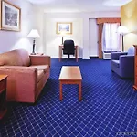 Express & Nashville-i-40 & I-24 Hotel
