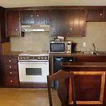 Rodeway Inn & Suites