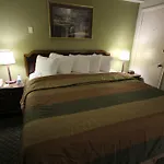 Rodeway Inn & Suites