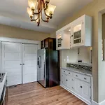 12 South House With Classic Charms Home