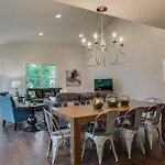 Enormous Home- Just 4 Miles From Downtown! Home