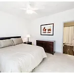 Two Bedroom Midtown Apartment With Rooftop Pool Mt01