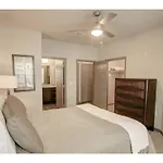 Two Bedroom Germantown Condo - Gt04