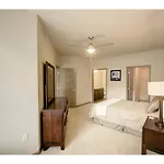 Two Bedroom Germantown Condo - Gt08