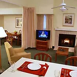 By Marriott Airport 3* Nashville