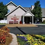 By Marriott Airport Hotel